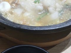 -极有家小鱼小鸡石锅煲(佳兆业店)