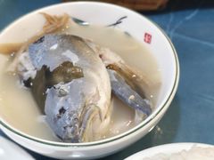 雅鱼头-干老四雅鱼饭店(滨江西路店)