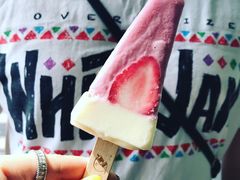 -全家便利店(愚园店)