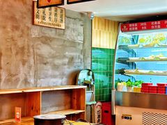 -钢管厂五区小郡肝串串香火锅(人民广场店)