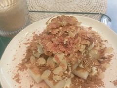 焦糖坚果戚风方块-颐玖 咖啡|甜品