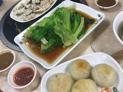 -华威达牛庄(黄埔大道西店)