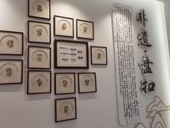 -漕河泾街道图书馆(漕河泾社区文化活动中心店)