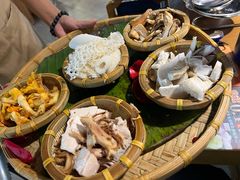 -菌彩云南野生菌火锅(万达广场店)