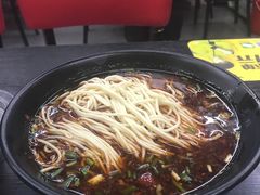 -丽影重庆小面(定西路店)
