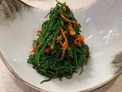 虫草花拌沙葱-伊祥·敦煌楼