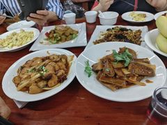 -老熟人串吧家常菜(旧宫店)