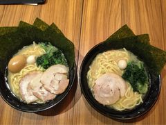 横滨家系拉面-横浜家系ラーメン壱角家(新宿アルタ裏店)