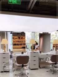 -变画·发型STUDIO