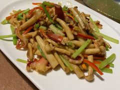-东馆和天下特色餐饮(工农店)