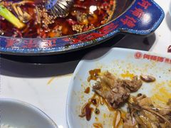 -何师傅美蛙鱼头(汉街店)