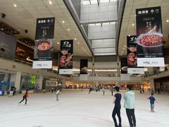 -冰纷万象滑冰场(深圳万象城店)