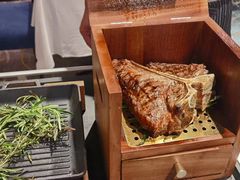 -AZUR聚(香格里拉饭店)