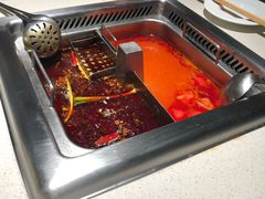 -海底捞火锅鲜切牛肉主题店(长寿路店)