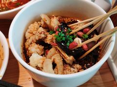 -诚铭记·虾仁汤包·成都小吃(融创店)