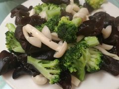 荷塘月色-前王院•巧克力海鲜市集餐厅(万平口店)