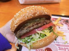 -The Habit Burger Grill 哈比特汉堡(复兴soho店)