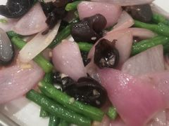 洋葱炒豆角-长江国际酒店-中餐厅