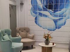 -希岸·轻雅酒店(广州白鹅潭艺术中心花地湾地铁站店)