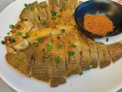 -肥肥虾庄·金牌油焖大虾(东湖欢乐谷店)