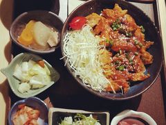 辣烤鸡肉丼套餐-本格丼·炭火烤肉饭(大悦路成都大悦城店)