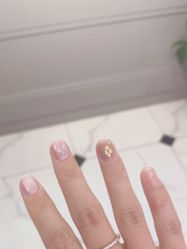-爱空间美睫健康美甲