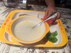 -绿茶餐厅(同成街华联店)