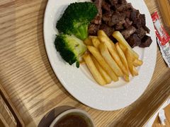 -美食小镇·观赏珍稀鸟类·长隆熊猫酒店