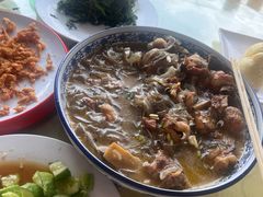 -华龙特色大骨鸡农家菜馆