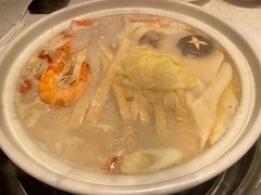 -三人行骨头王火锅(长寿店)