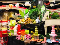 -四海一家自助餐(益田假日广场店)