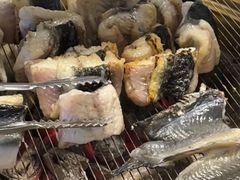 -围炉肉舍•炭烤活鳗•丹东海鲜烤肉(步行街店)