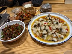 -土媳妇香锅坊(光谷店)