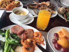 -荣誉国际酒店-云顶旋转餐厅