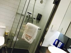 -桔子酒店(深圳东门湖贝地铁站店)