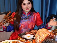 -百彦蒙古包·碳烤羊排·手抓羊肉(万江首店)