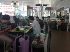 大堂-老乡鸡(合肥高铁南站店)