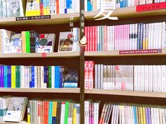 -钟书阁(群光广场店)