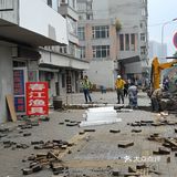 冒雨去探查鱼市搬迁进度