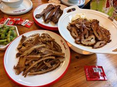 -老鼎万春卤菜(五代传承创始老店)