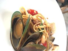 -喜洲吧·江畔老船厂·庭院餐厅(喜临院店)
