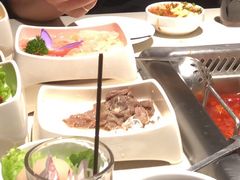 -海底捞火锅鲜切牛肉主题店(长寿路店)