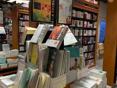 -SISYPHE BOOKS西西弗书店(龙湖滨江天街店)
