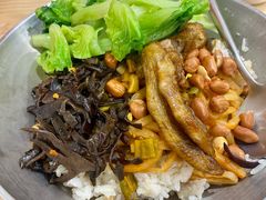黄金鸭脚-白妈螺蛳粉(白云万达店)
