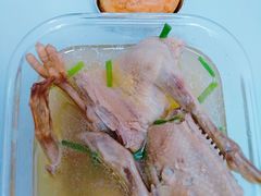 鲜肉月饼配鸽子汤-泰康食品(南京东路店)