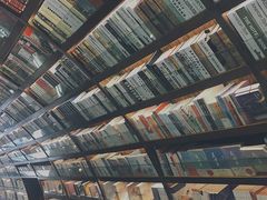 -钟书阁(珍园店)