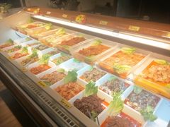 自助取餐区-汉丽轩韩式自助烤肉(大学城龙湖U城天街A馆店)