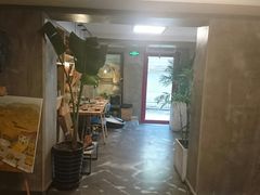 大堂-HIGH FIVE哈福手工汉堡(桂林路店)