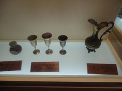 意大利酒壶、酒杯、调味罐-汕头开埠文化陈列馆