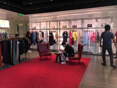 -Gucci(首创奥特莱斯店)
